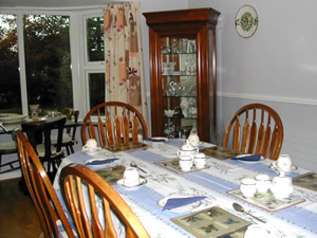 Twin Oaks Bed & Breakfast キルケニー エクステリア 写真