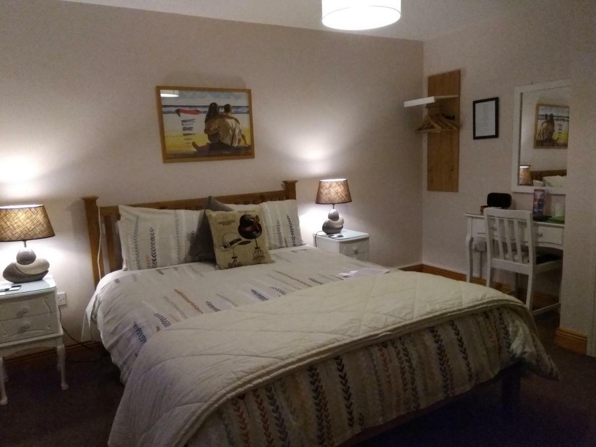 Twin Oaks Bed & Breakfast キルケニー エクステリア 写真